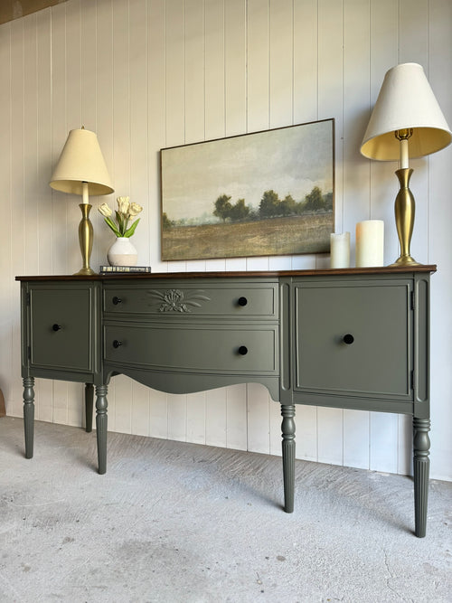 The Hepplewhite Sideboard in Green